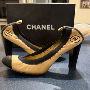 CHANEL Elegant Beige and Black Heels